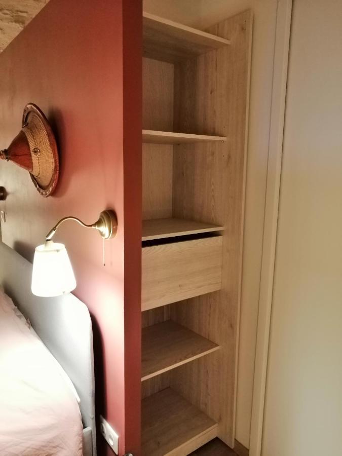 Le Refuge De La Sallee Gençay Zewnętrze zdjęcie